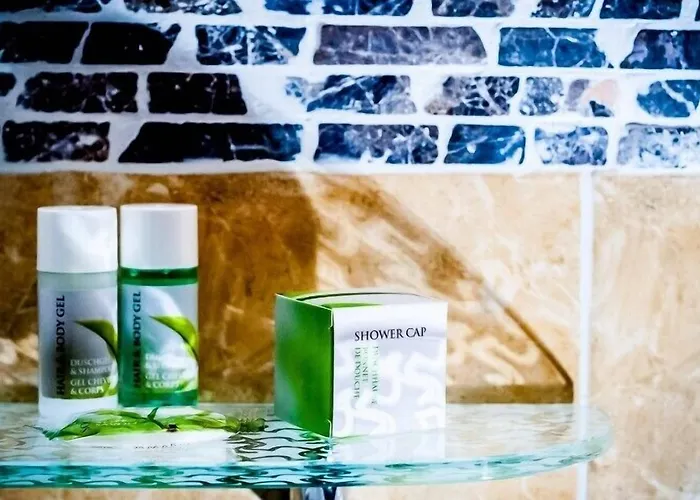 מלון Hotel Centrale