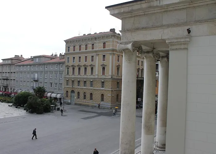 Hotel Centrale 3* טריאסטה